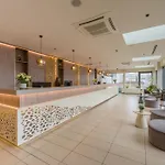 Expo Tower By Mellow Mood Отель Будапешт