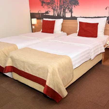 Expo Tower By Mellow Mood 4* Budapeşte