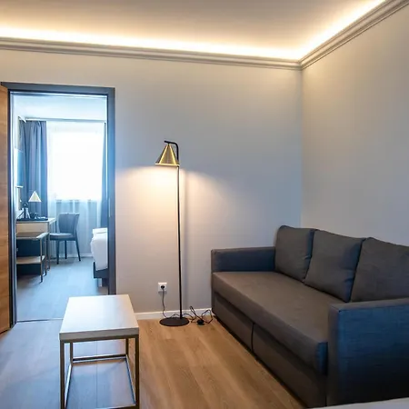 Expo Tower By Mellow Mood Otel