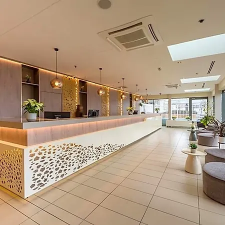 Expo Tower By Mellow Mood Hotel