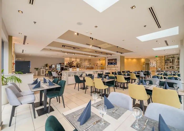 Hotel Expo Tower By Mellow Mood