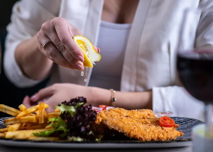 Expo Tower By Mellow Mood Hotel