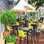 Expo Tower By Mellow Mood 4*
